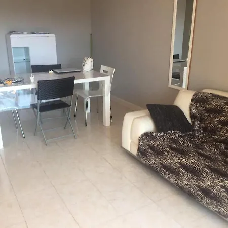 Lägenhet Le Carayon